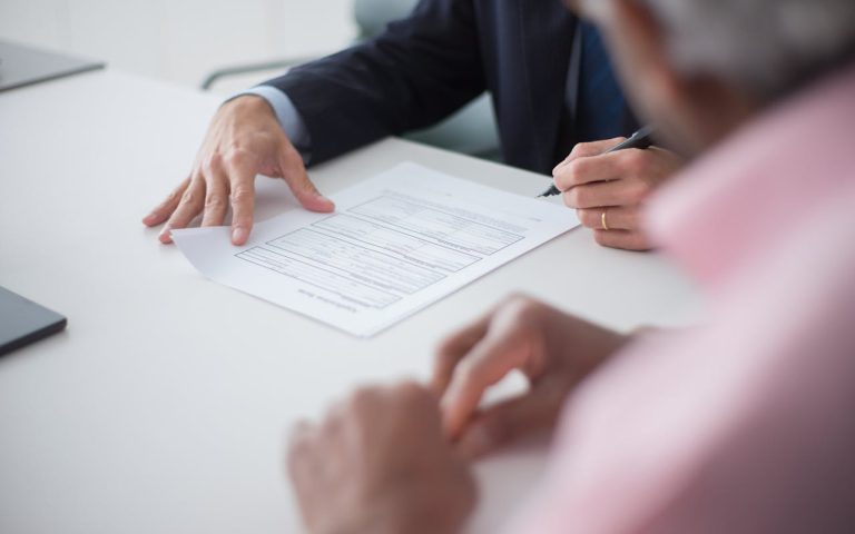 wsparcie prawne od doświadczonego radcy prawnego