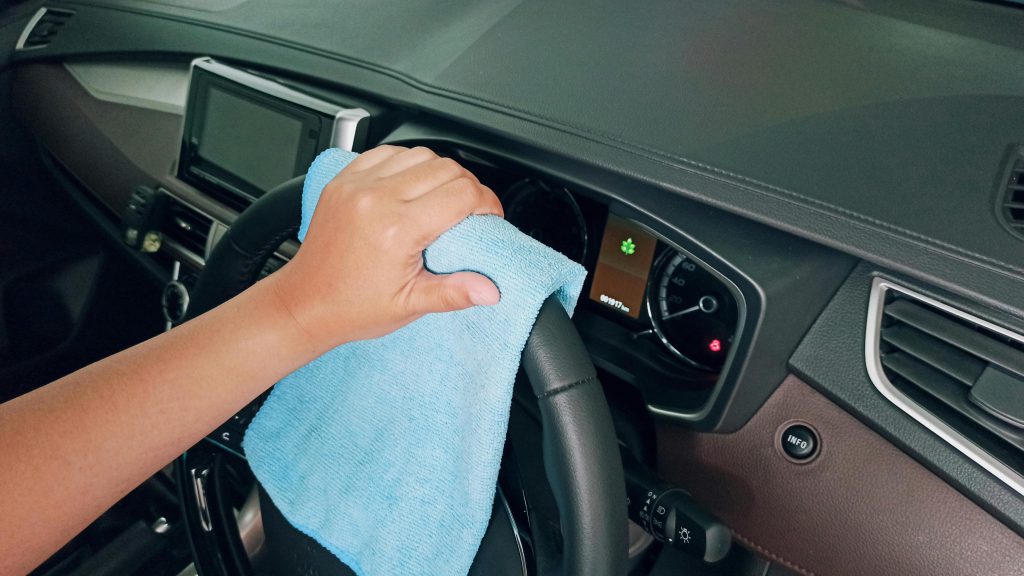 czyszczenie kierownicy - auto detailling Gorlice 